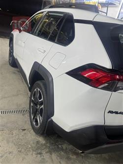 تويوتا راف 4